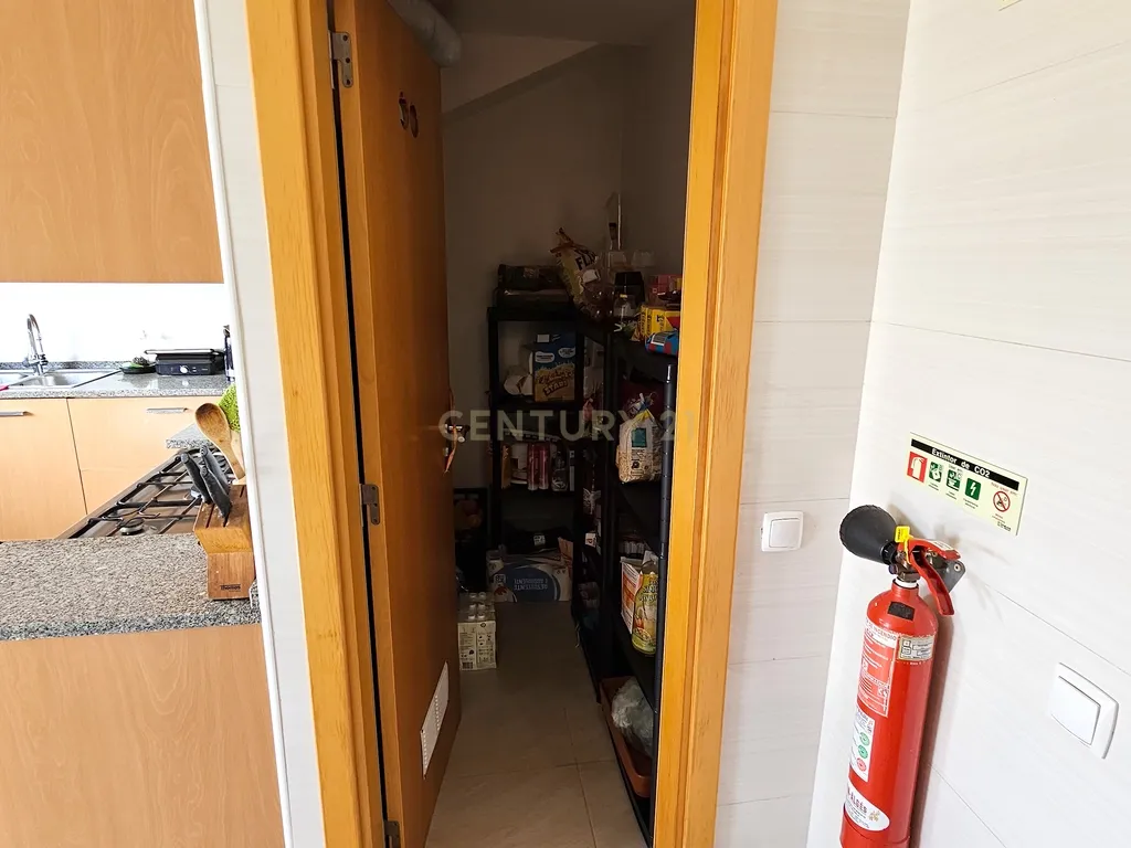 Oportunidade Única! Moradia com Afetação a Serviços, a Funcionar como Lar de Idosos Licenciado em Porto Salvo, Oeiras - Moradia + Trespasse - Image 22